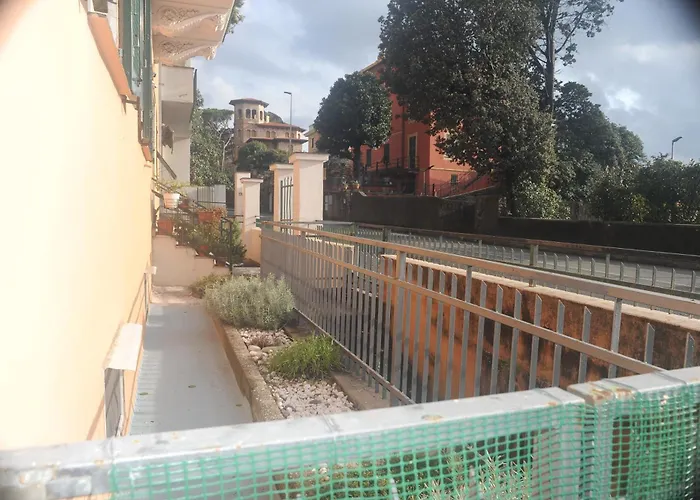 Fronte Apartmán *