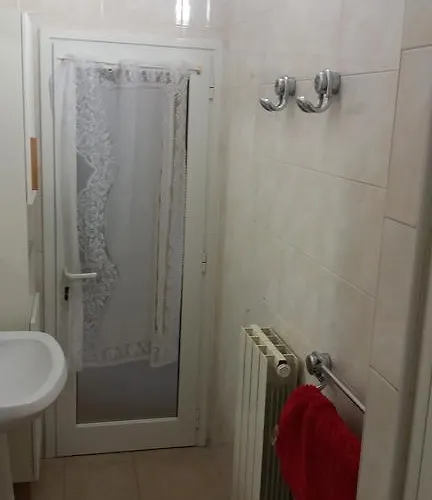 Fronte Apartament Cavi di Lavagna